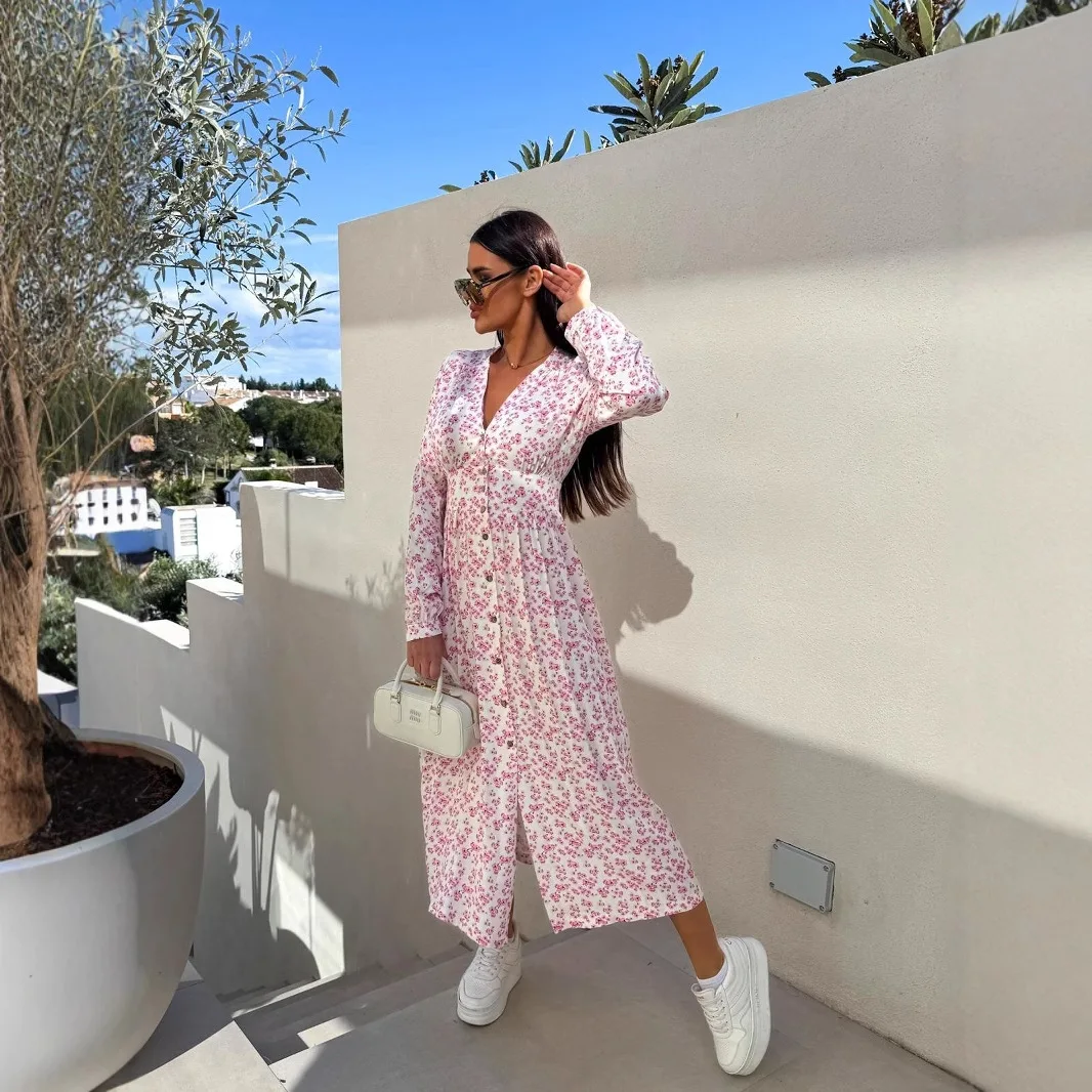 가을 패션 플로럴 드레스 캐주얼 브이넥 버튼 긴 소매 롱 스커트 가족 모임 참석 2025 신상 여성 의류