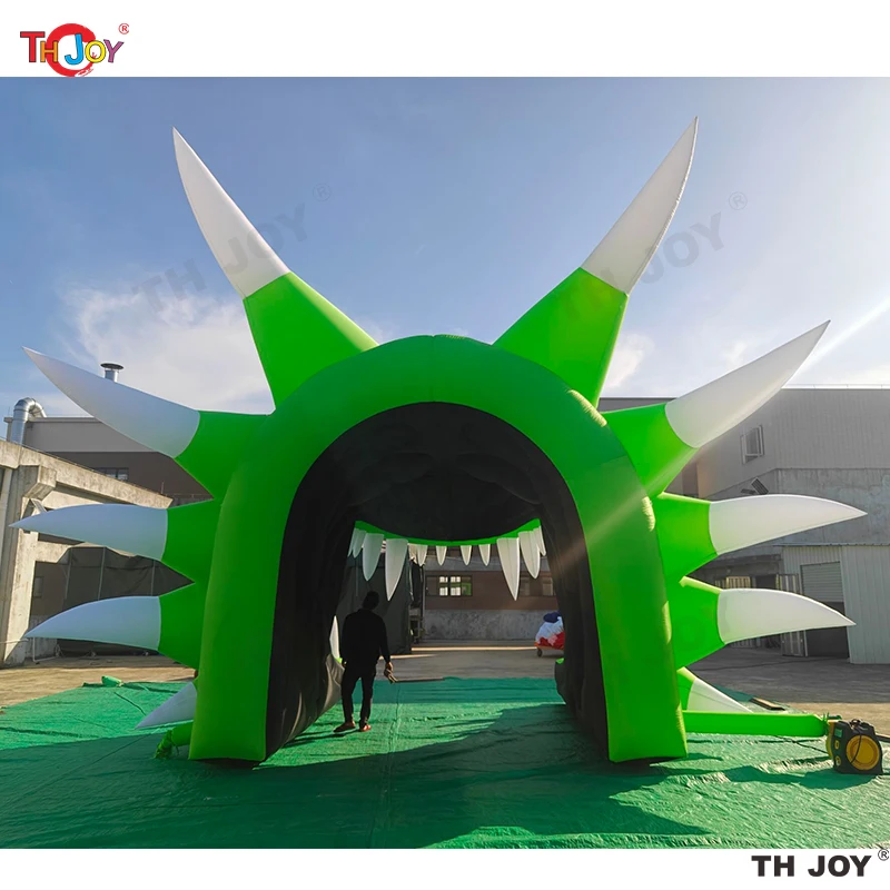 Giant Outdoor Green Color  Inflatable Dragon Tunnel Animal Mascot Head Entrance Channel Football Helmet Tunnel For Sports Events