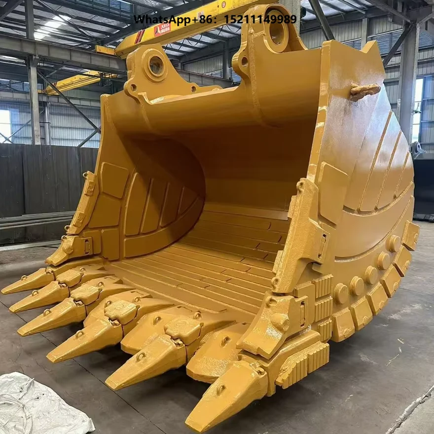 Digging Strong Heavy Duty Big Rock Bucket
