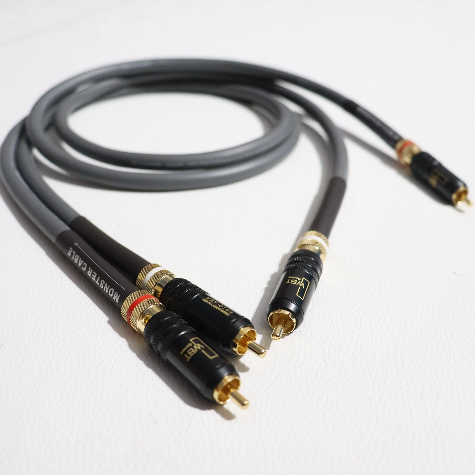 New upgrade Monster M850sw OCC Audiophile RCA audio cable lotus signal wire use Sterling silver solder WBT gold-plated plug