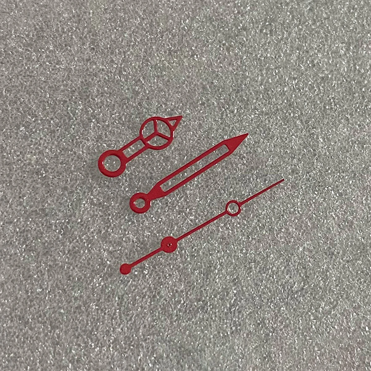 Accessori per orologi con lancette NH35 con lancette scavate a tre colori e senza lancette luminose adatte al movimento NH35/NH36/4R/7S