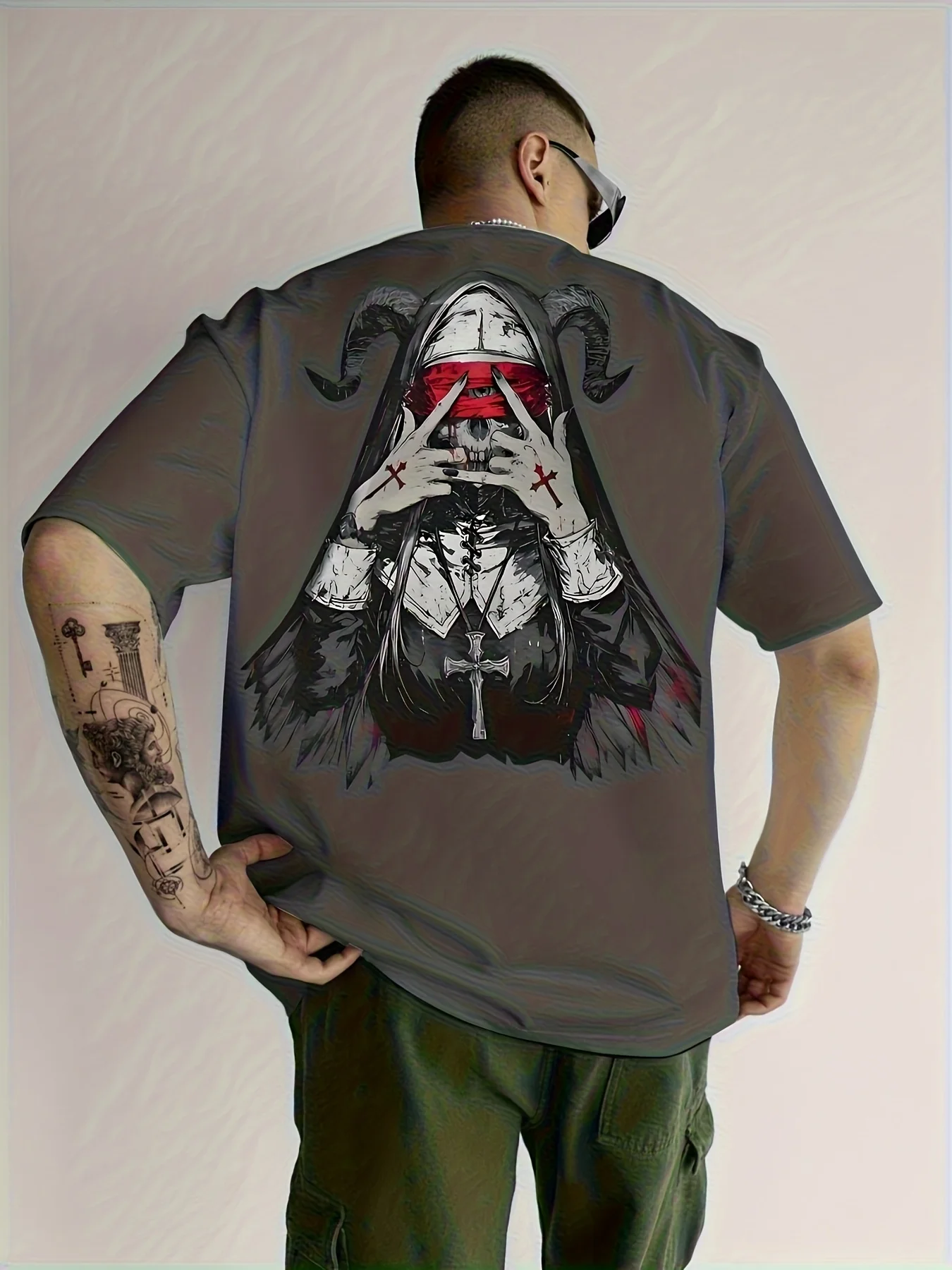 Men's Gothic Horned Nun Skull Back Print T-Shirt Dark Red Cross Horror Streetwear Crew Neck Top