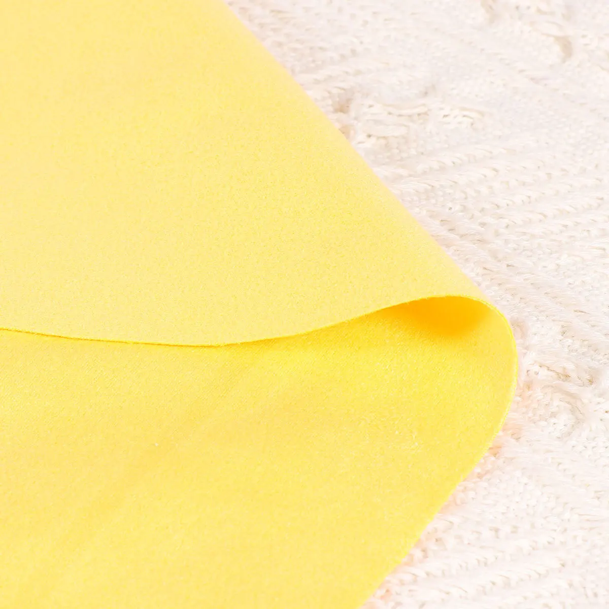 

5Pcs Microfiber Screen Wipe Cloth Soft Portable Lint Free for Phone Tablet Computer Lens Smudge Oil Stain Removal