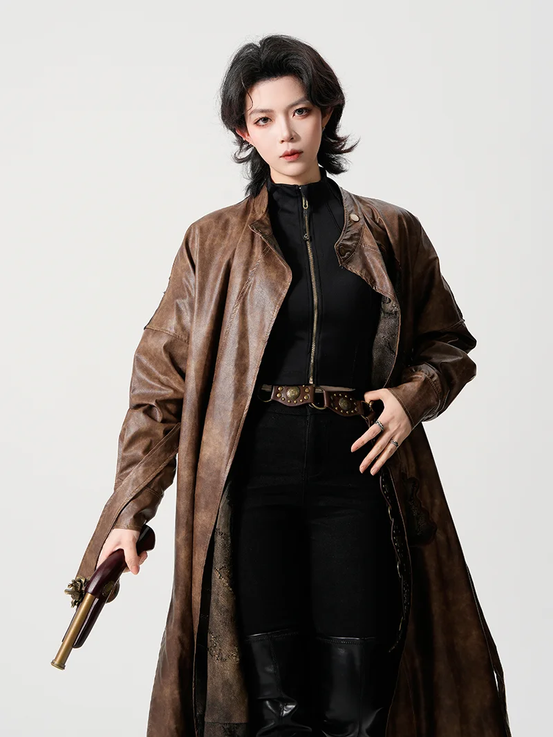 オリジナルデザインラウンドネック漢服レザージャケット改良された中国風ブラウンPUコート女性用ルーズフィット刺繍入り春用