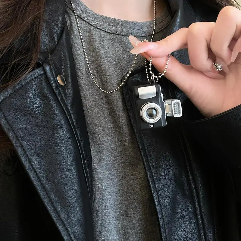Fashion Flash Light Camera Necklace For Women Men Punk Long Chain Necklace Vintage Camera Pendant Necklaces Party Jewelry