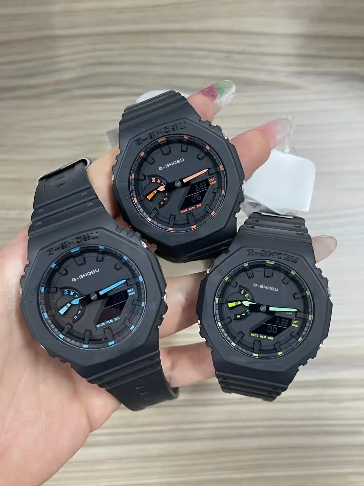 

8887 Магазин 8887 Магазин унисекс Черные спортивные цифровые часы Полнофункциональные светодиодные часы мирового времени с двойным дисплеем Водостойкая серия из дуба