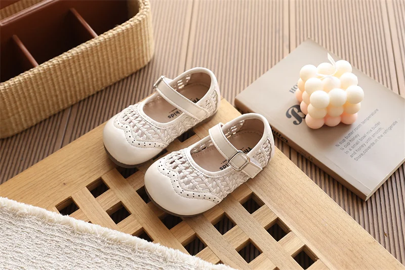 Mädchen Garten-Hochzeits-Flechtsandalen 2026 – Neue Sommer Kleinkind Strandschuhe Rutschfest Trendy Einfach für Schule und Alltag im Freien – Detail 6