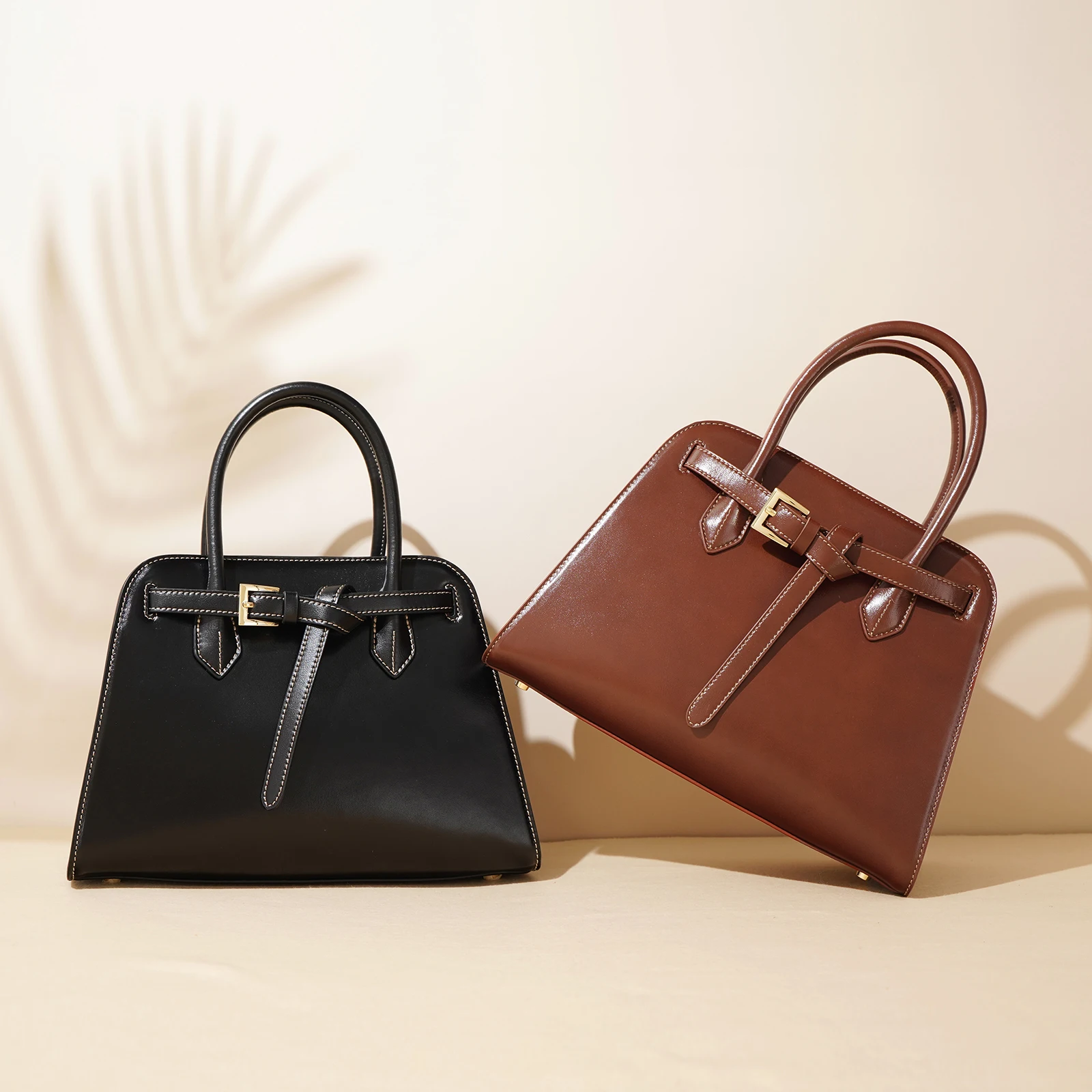 2025 bolso de hombro de cuero de vaca duro de ocio para mujer, bolso grande de moda con botón magnético, bolso abierto para mujer, marrón