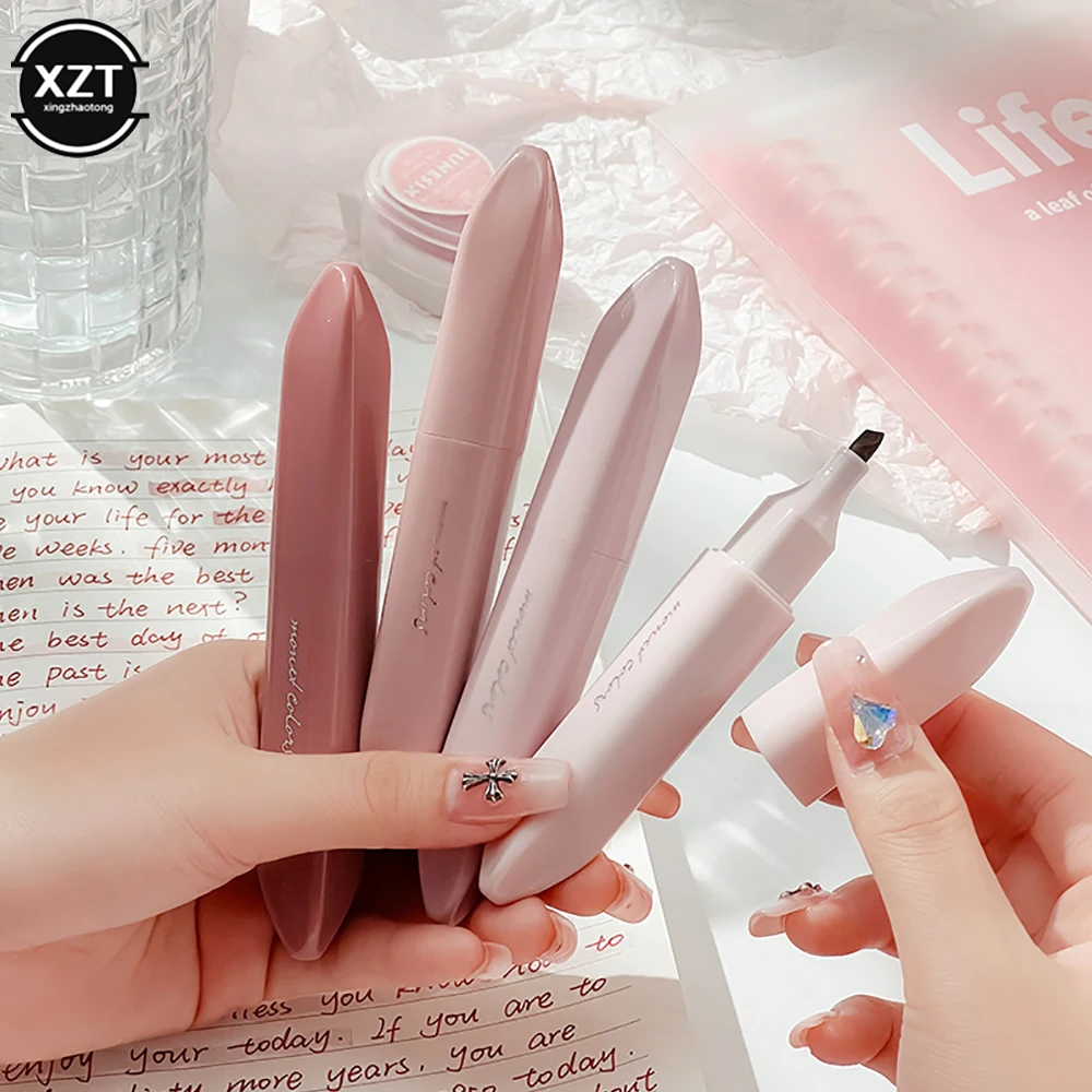 NEWEST 4pcs Monet Colors Highlighter Marker Pens Lipstick Design Soft Brush Tip for Drawing Painting Office Liner School A7314