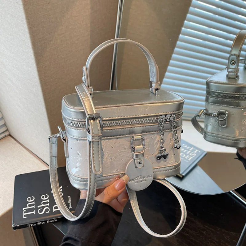 

Women's Mini Box Crossbody Bag Personalized Rivet Jacquard Embroidery Party Square Handbags Simple Versatile One Shoulder Bags