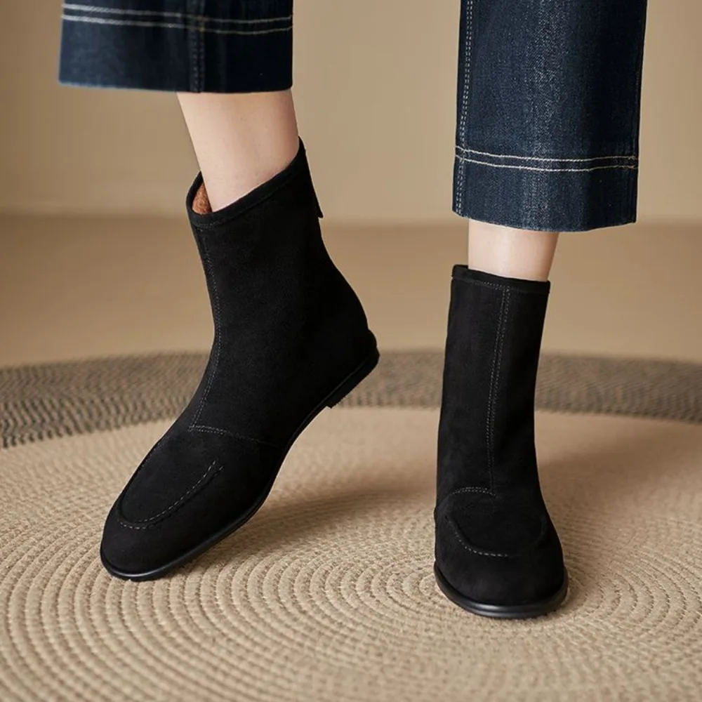 2026 New Classic Women's Suede Sheepskin Snow Boots, Flat Heel Round Toe Thickened Anti-Slip – Winter Warm Boots