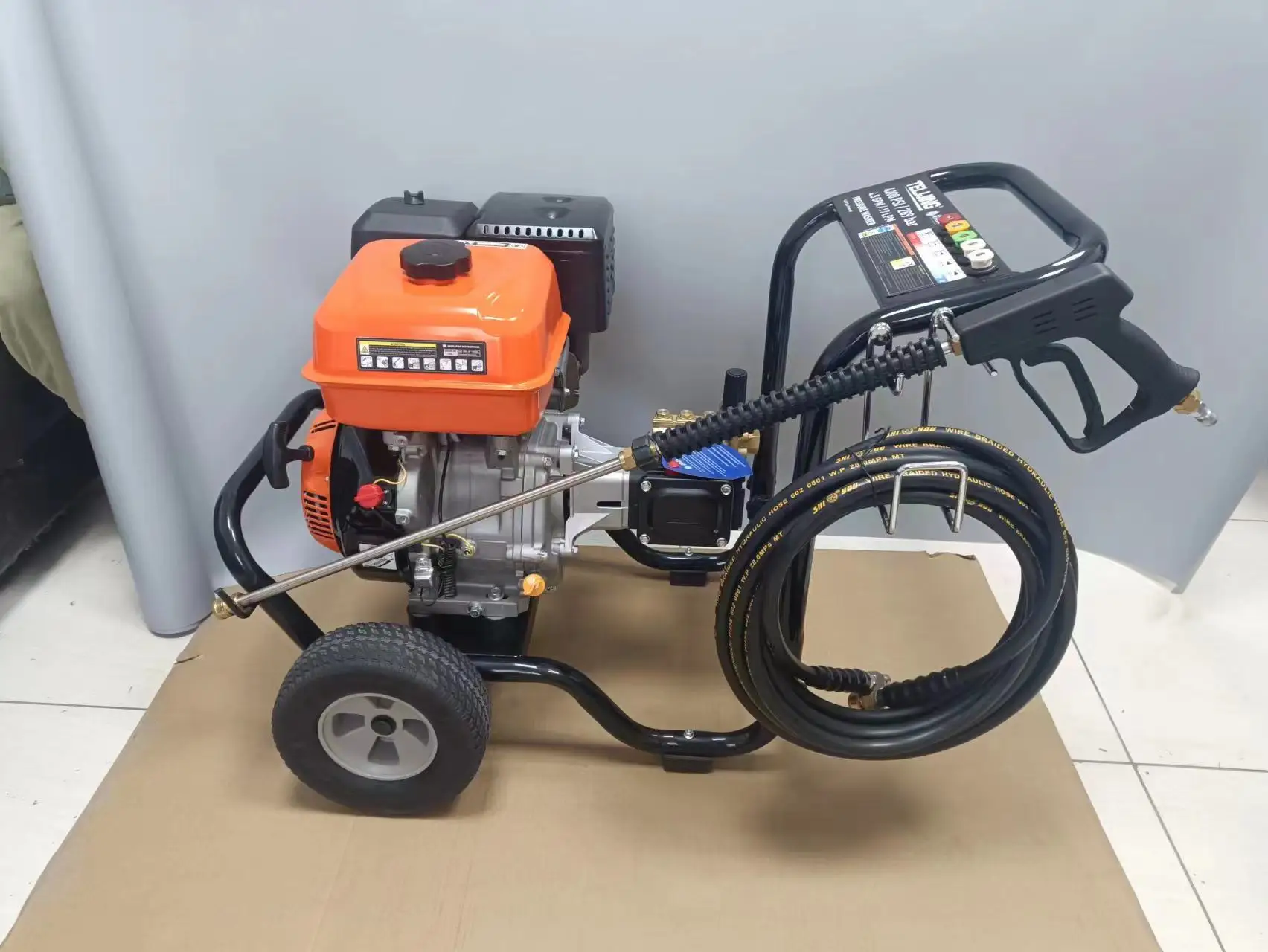 مضخة مياه محمولة عالية الضغط لغسيل السيارات OEM مصنع AR مضخة غسالة الضغط القابلة للتعديل غسالة ذات جودة مستقرة