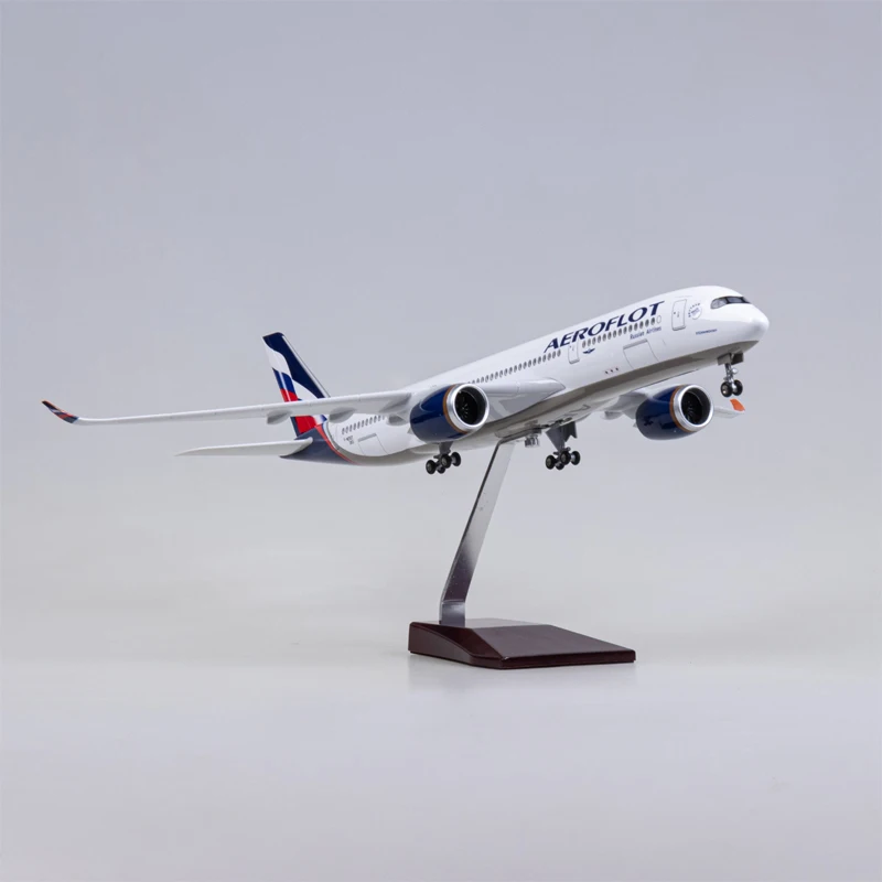 47CM 1/142 Scale Airplane A350 aeroflot Russian Airlines Model W Light and Wheel Plastic Resin Plane For Collection