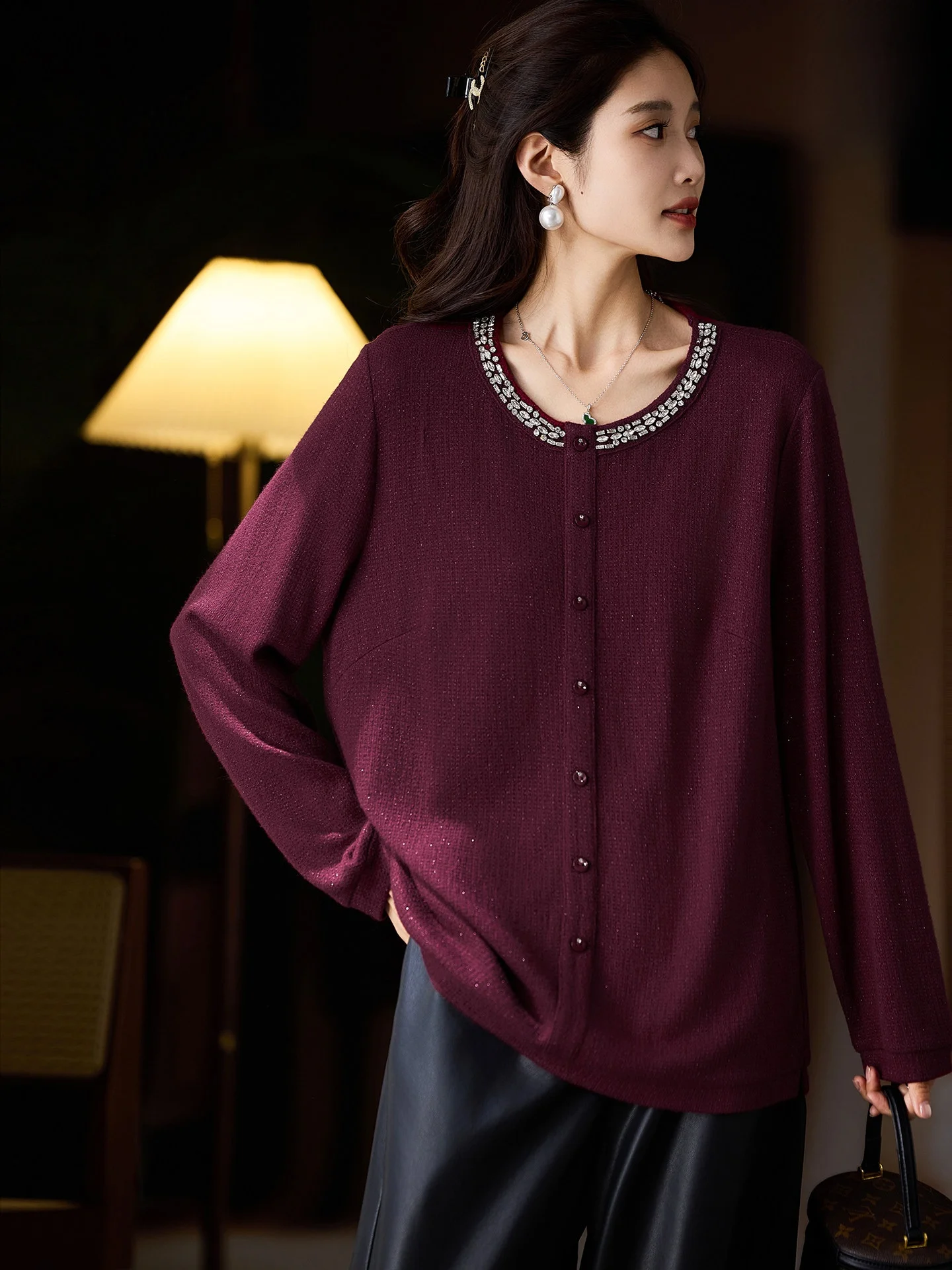 

Модный вязаный свитер ShuMu с яркими нитями, женский свободный топ больших размеров, повседневный стиль, круглый вырез, длинный рукав