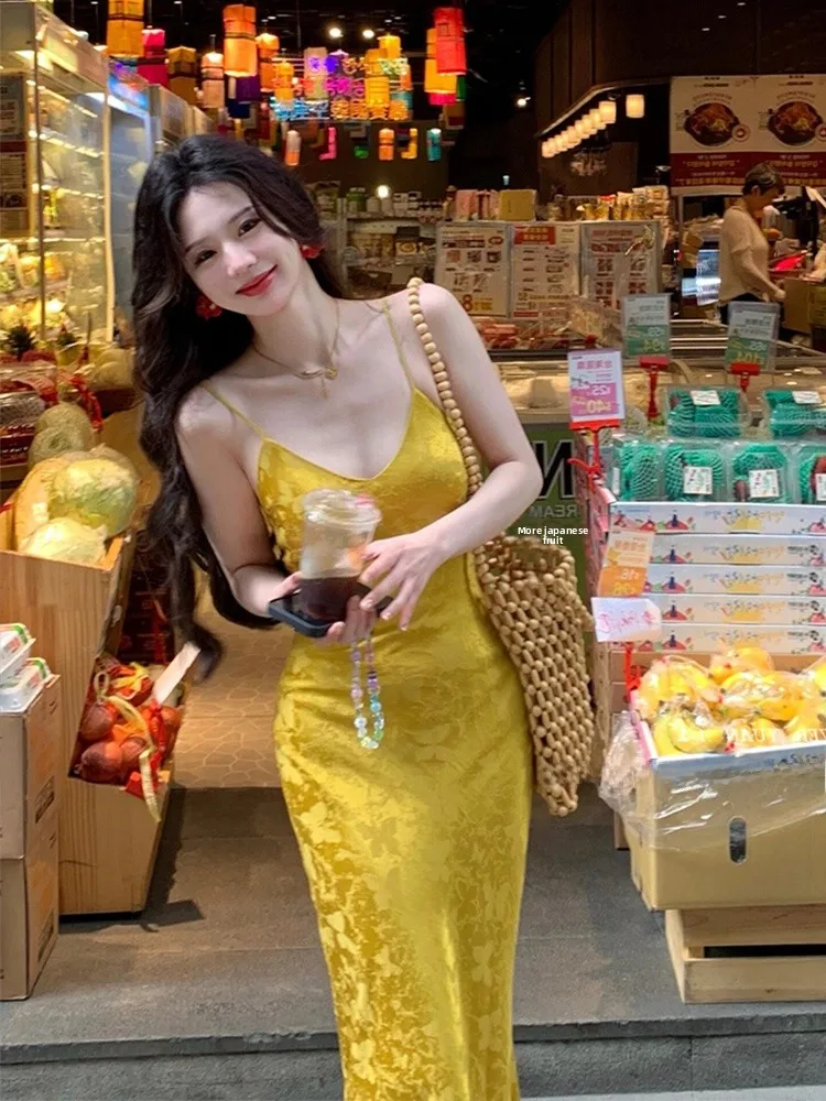 

XZY Chic Retro Floral V-Neck Strap Dress Women's Slim Fit Long Skirt Summer Fashion plus Size Korean Style Commute Wind