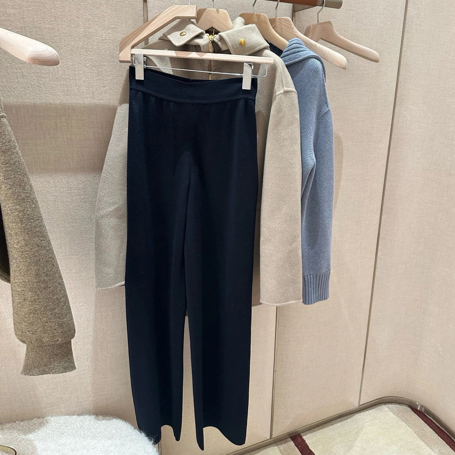 

Autumn Winter High Waist Straight Leg Woolen Knitted Pants Lightweight Navy Blue Slimming Versatile Ladies Casual Trousers