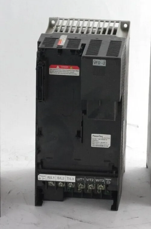 

525 25B-D024N104 15HP Drive 480V - For Parts Or Repair