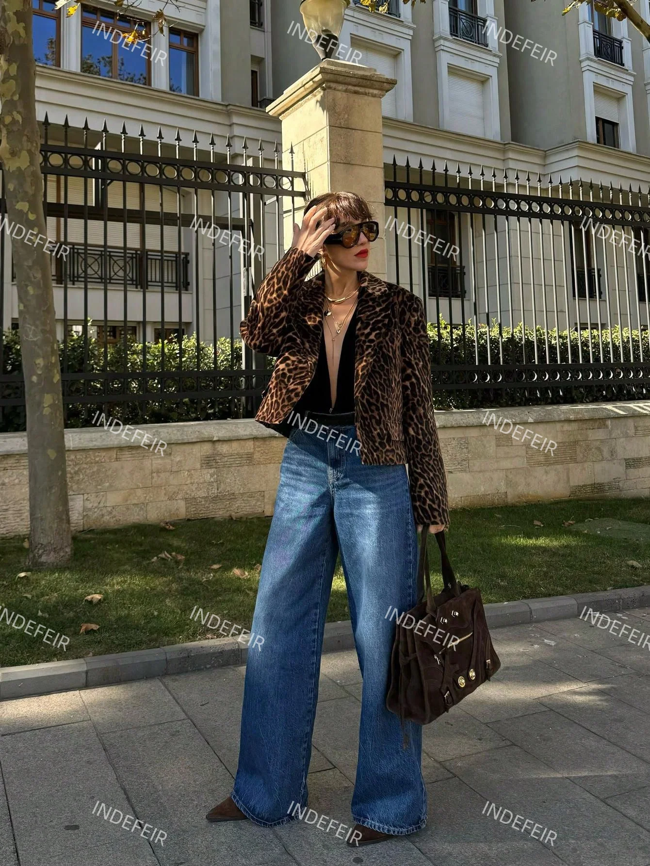 Indefeir Women's Spring New European and American Style Fashion Leopard Print Velvet Print Blazer
