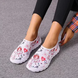 New Cartoon Nurse Doctor Print Women Sneakers Slip on Light Mesh Shoes Summer Breathable Flats Shoes Zapatos Planos