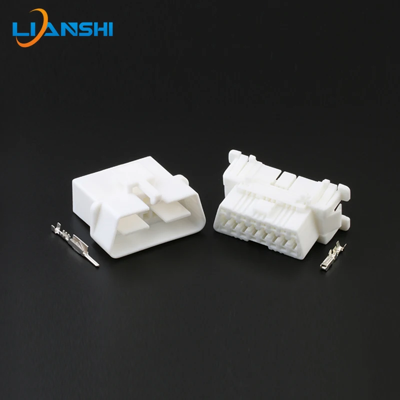 Applicable to automotive diagnostic seat OBD interface plug 16 holes connecting plug rubber shell sheath with terminal 179631-1