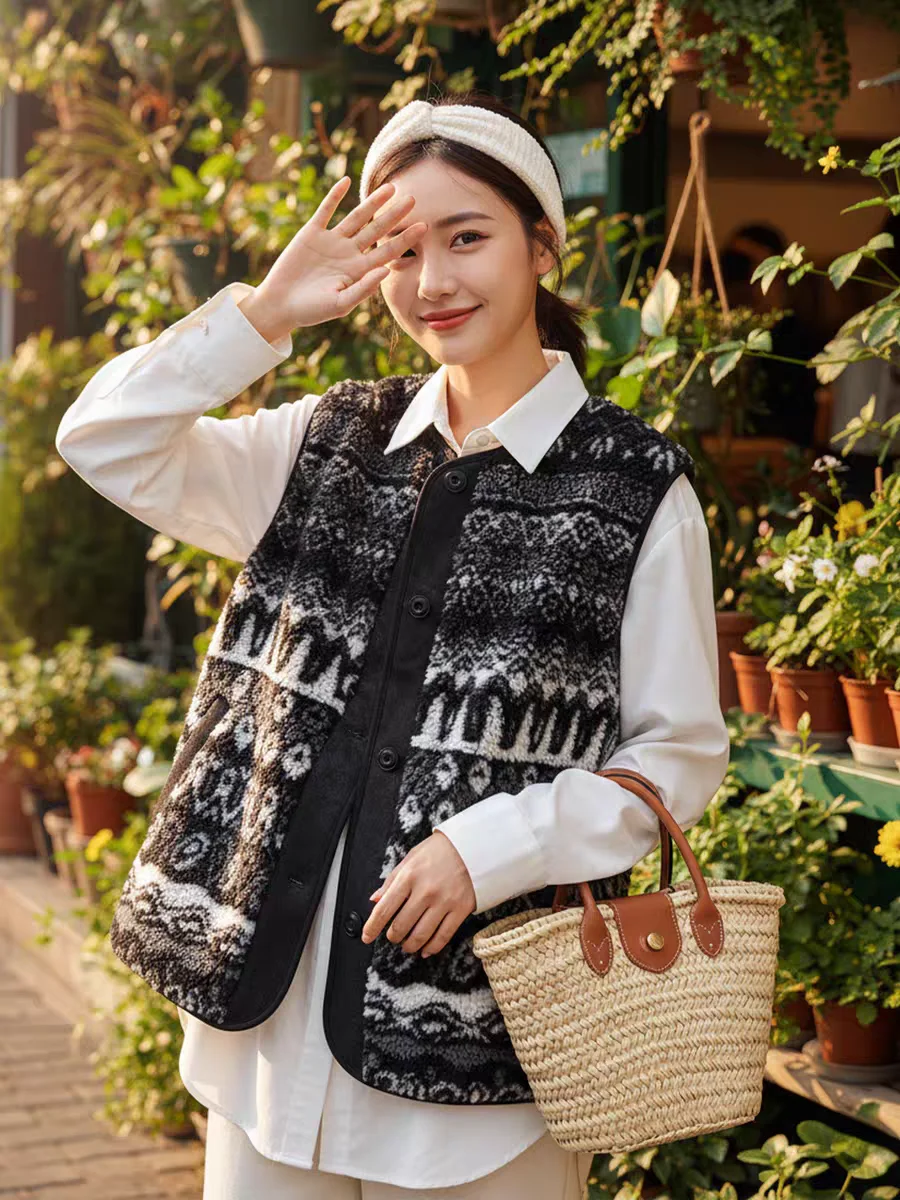 เสื้อกั๊กขนเฟลอร์สำหรับผู้หญิง ฤดูใบไม้ร่วง ฤดูหนาว แบบสวมทับด้านนอก ลายเรขาคณิตสีดำและสีขาว สวมใส่สบายๆ แบบลำลอง ไม่มีแขน