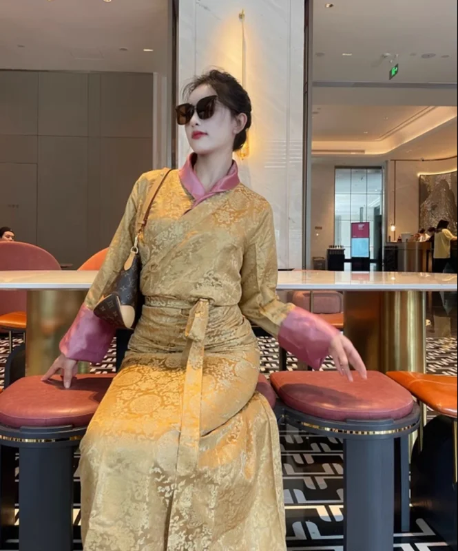 

Chinese Xizang Women's Color Matching Bola Skirt Tibetan Clothes