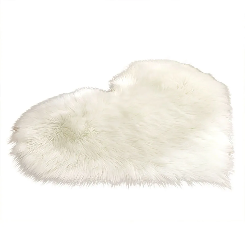 Furry Solid Color Heart Rug Bedroom Bedside Floor Cushion Living Room Coffee Table Mat Fashion Home Decor Anti-Slip Carpets