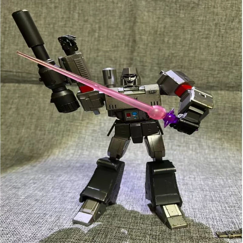 20cm 장난감 재고 있음 트랜스포머 AMK PRO G1 메가트론 가동형 조립 로봇 모델 수집가용 피규어 선물