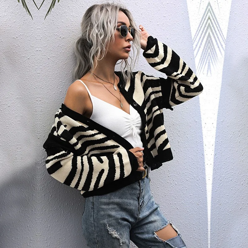 Women 2023 New Fashion Zebra Print Ruffled Cropped Knitted Cardigan Sweater Chic Y2k Tops Vintage Long Sleeve Female Outerwear