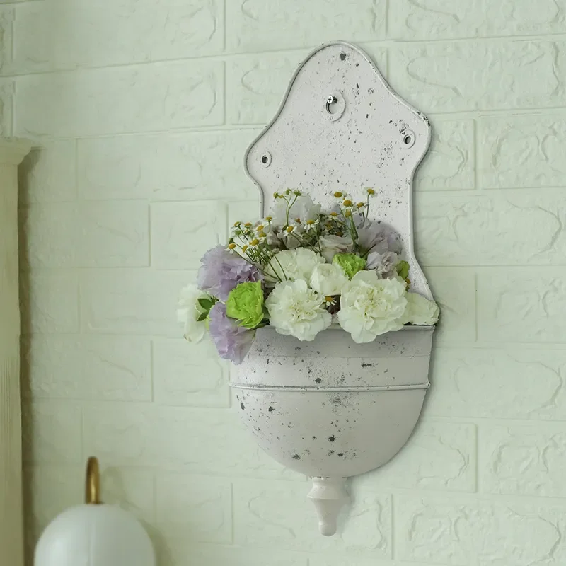 Vintage Wrought Iron Wall Hanging Flower Pot Holder European Style Garden Storage Rack Home Decor Metal Planter Bracket for