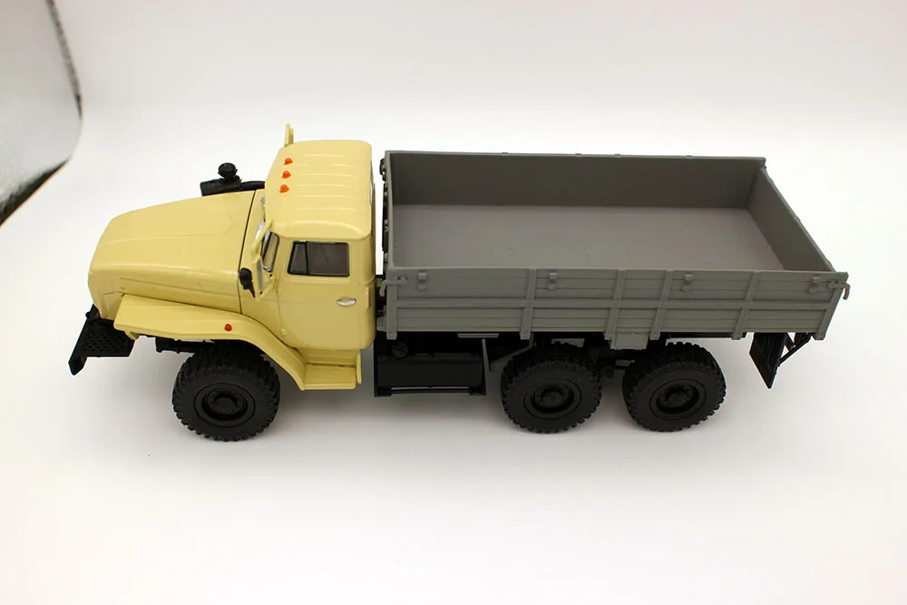 NEW 1 43 Scale URAL 43202-31 Truck by EAC AUTOHISTORY Diecast model for collection gift