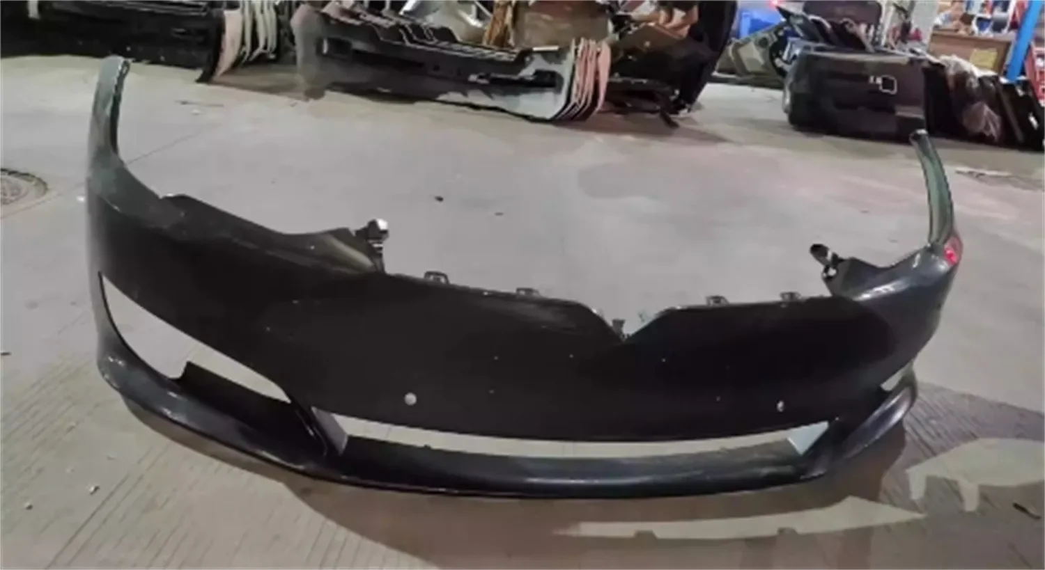

Car Rear Bumper surround Tail throat body kit for Tesla model s 2020