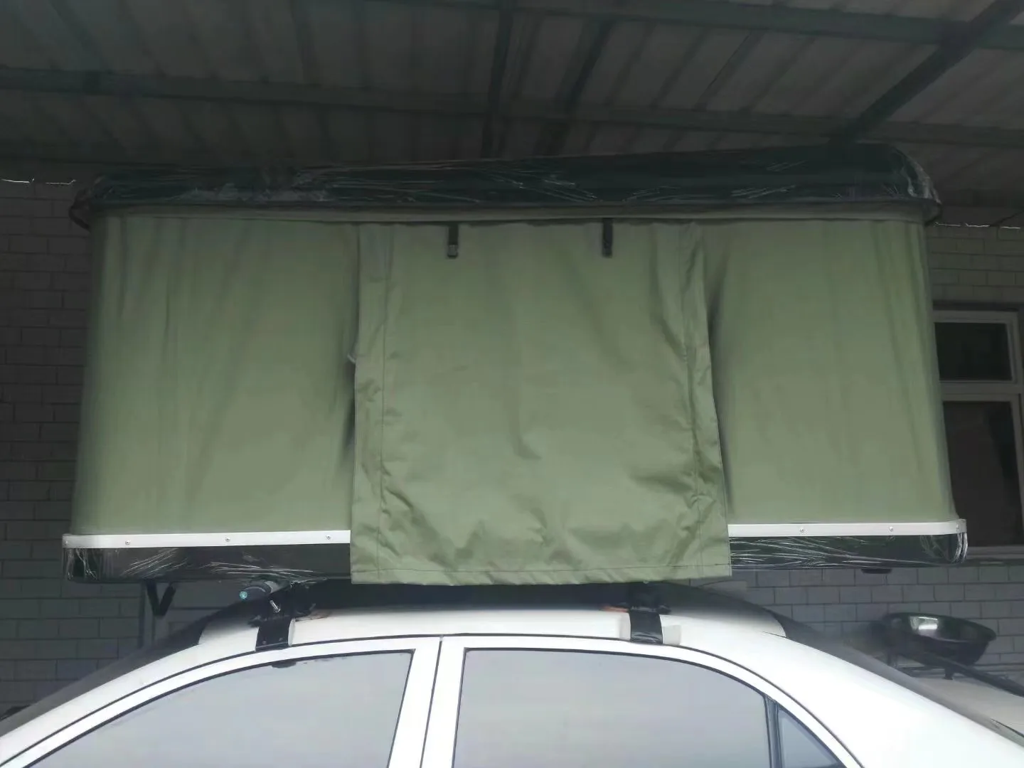 Multifunction Fiberglass Canvas Camping Hard Shell SUV Car Top Roof Tent Roof Top Outdoor Tents