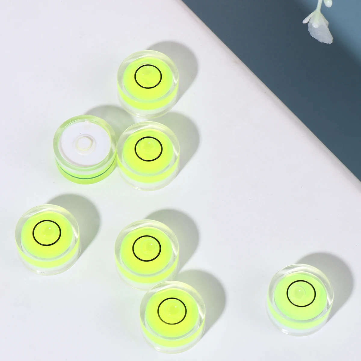 

16pcs Horizontal Bubble Level Circular Spirit Transparent Clear Liquid Accurate Wearable Measuring Tool Portable Stable