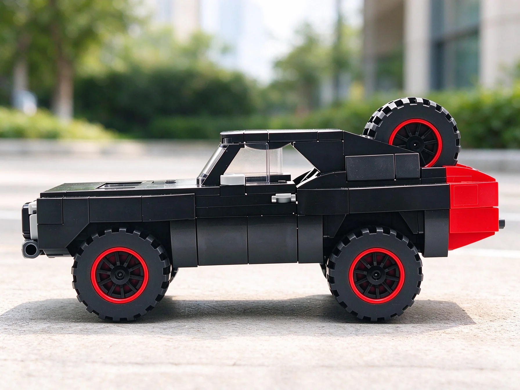 239 MOC Bob & Weave Muscle Car Retro Racing Vehicle Building Blocks Kit DIY Assembly Model for Adult Hobby Collection
