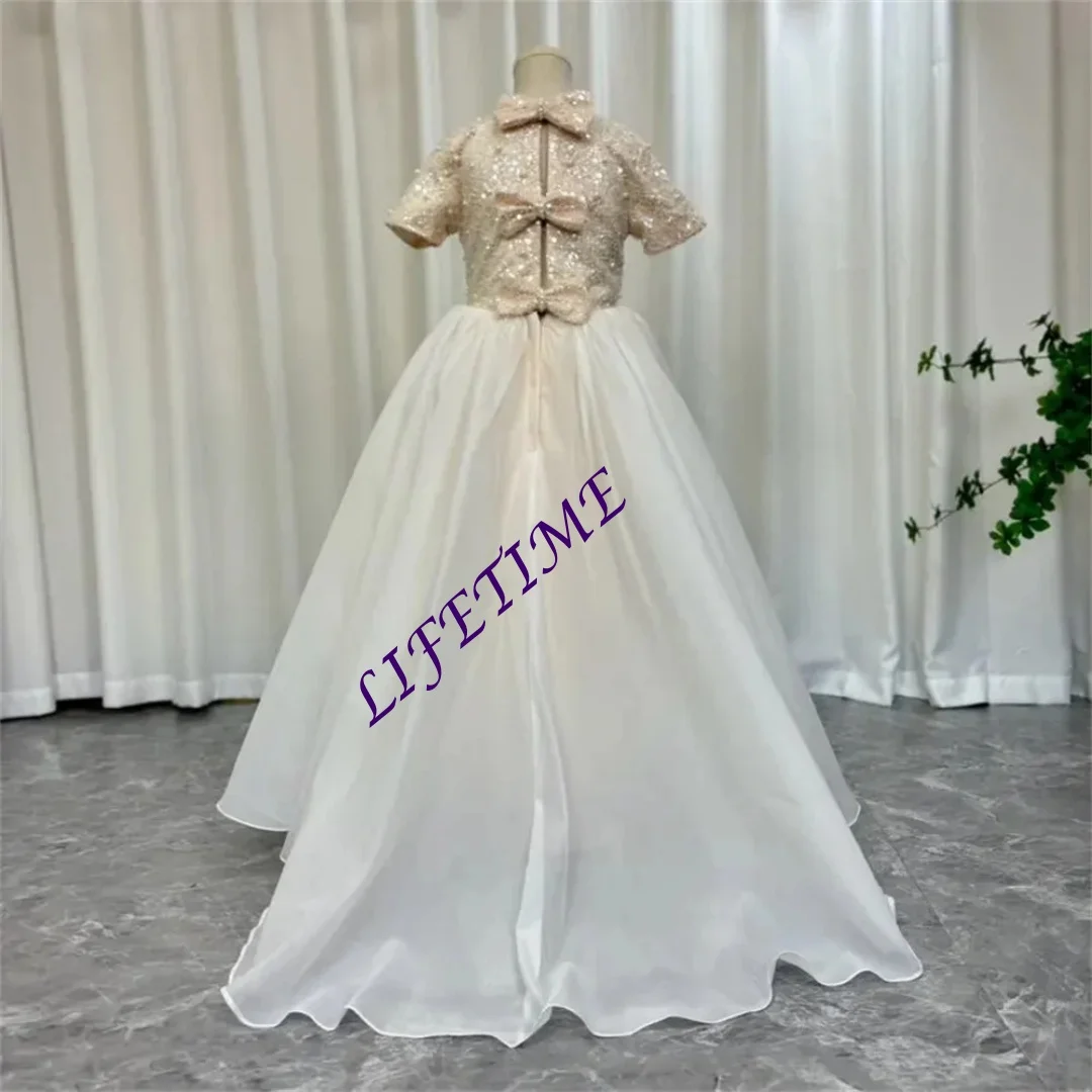 Luksusowa, prosta sukienka na Pierwszą Komunię Świętą z cekinami, błyszcząca, księżniczka, krótki rękaw, kokarda, plisy, sukienka dla dziewczynki sypiącej kwiatki, szyta na miarę, 2025