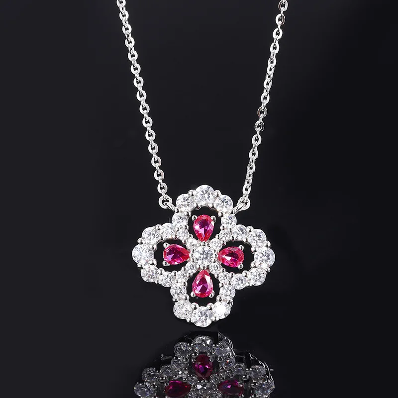 18K Gold Set with PT950 Platinum Pigeon Blood Ruby Full Diamond Set Four-leaf Clover Necklace Pendant