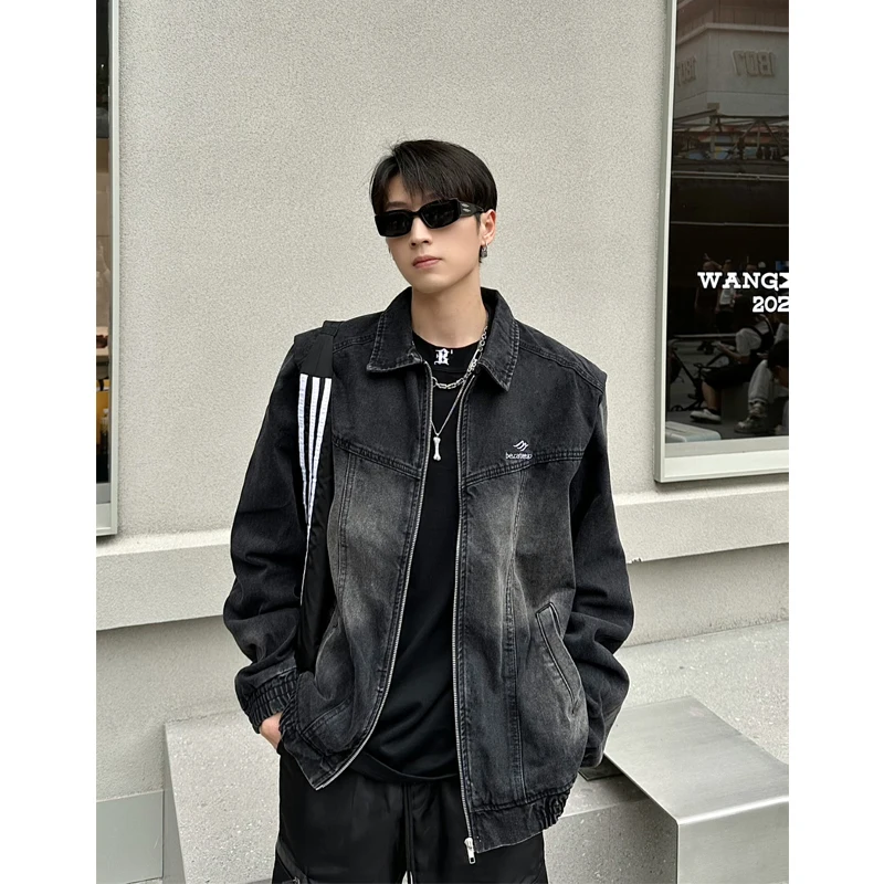 

Мужская джинсовая куртка в американском уличном стиле с вышивкой и объемным воротником, молодежная, модная, с элементами пэчворка, рабочая одежда, полиэстер