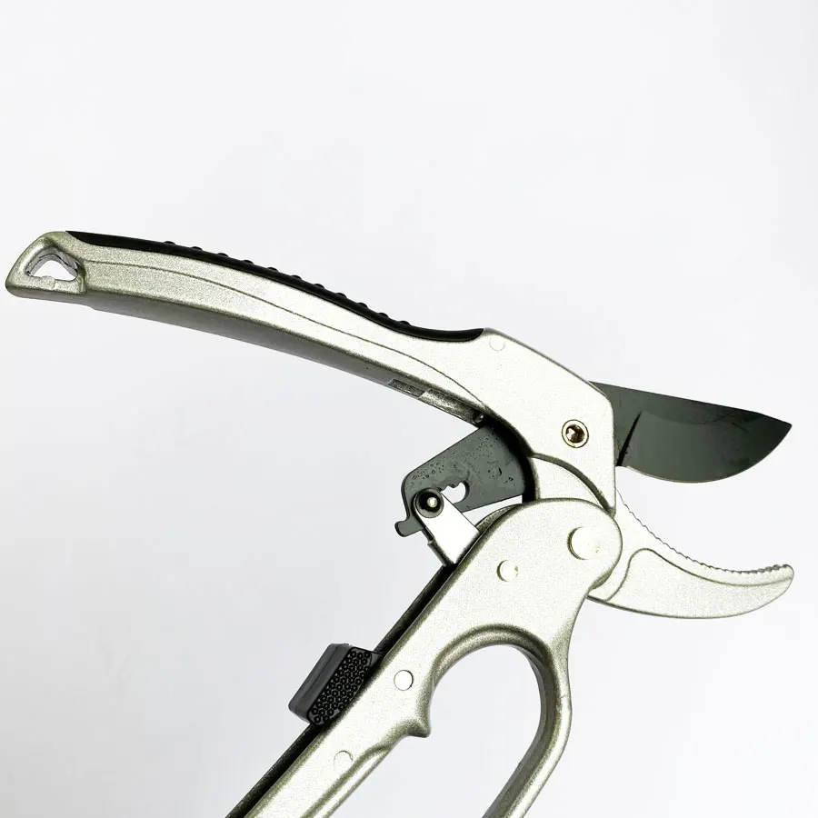 Professional Ratchet Pruning Shears & Grafting Tools with Anti-Slip PTFE Coated Handle Forged Steel Construction view 3