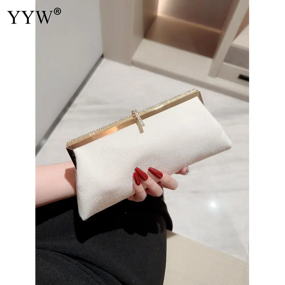 Fashion Trend Velvet Evening Clutch Bag 2023 New Designer Shiny Crystal Handbag Luxury Wedding Party Purse Day Clutches