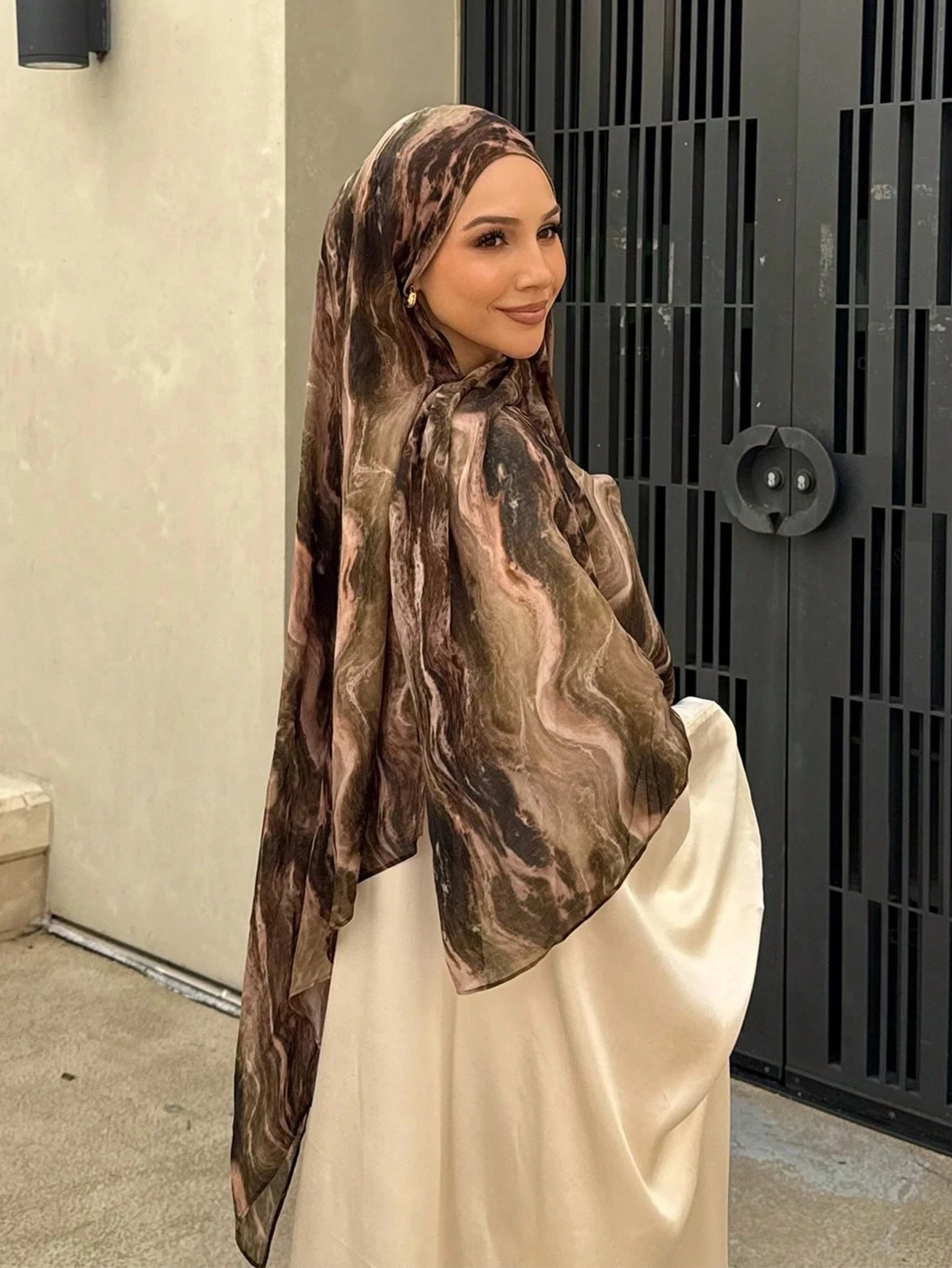 

New Design Printed Hijabs Premium Watercolor Women Headscarf Soft Scarf Shawl Suitable For Daily Abaya Accessories Women Veil