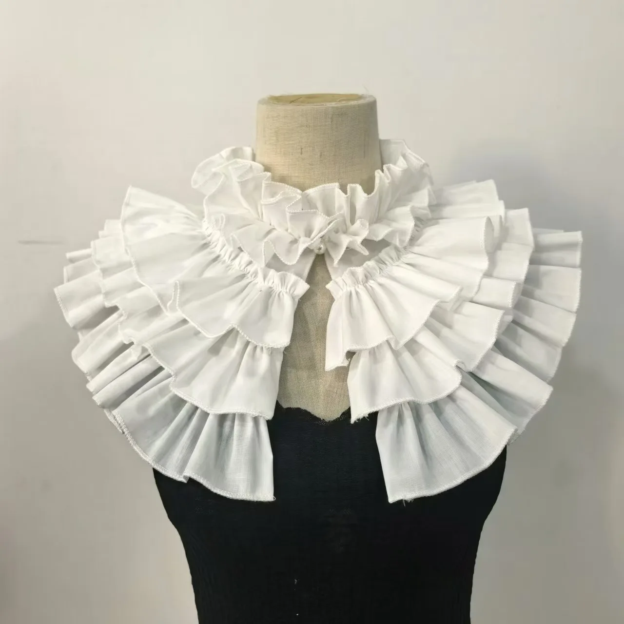 

Pleated Ruffled Lolita Fake Collar Women's French Stand Collar Versatile Exaggerated Accessories Retro Niche Lace Collar