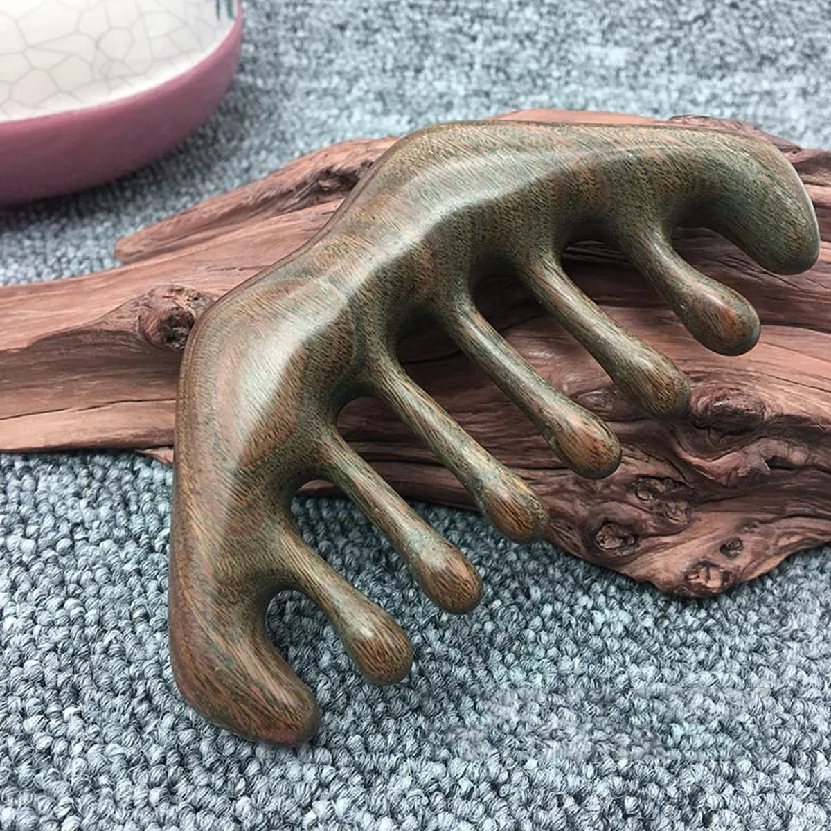 

Sandalwood Comb Natural Wooden Hair Care Scalp Massager Stimulate Circulation Headache Relief Elegant Design Wooden Comb