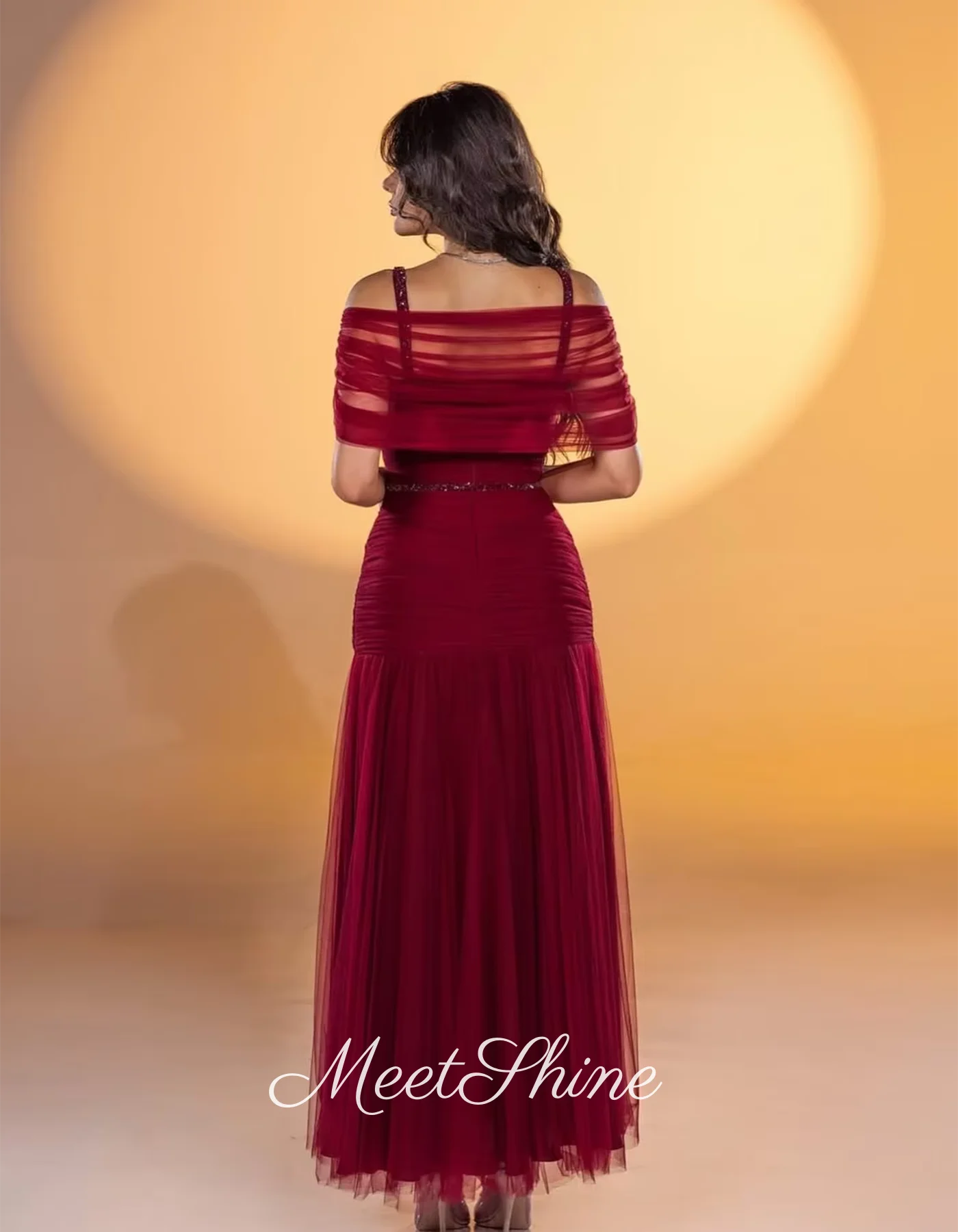 バーガンディビーズプロムドレス女性高級クリスタルイブニングドレス高品質カスタマイズサテンフォーマルウェディングパーティードレス2025