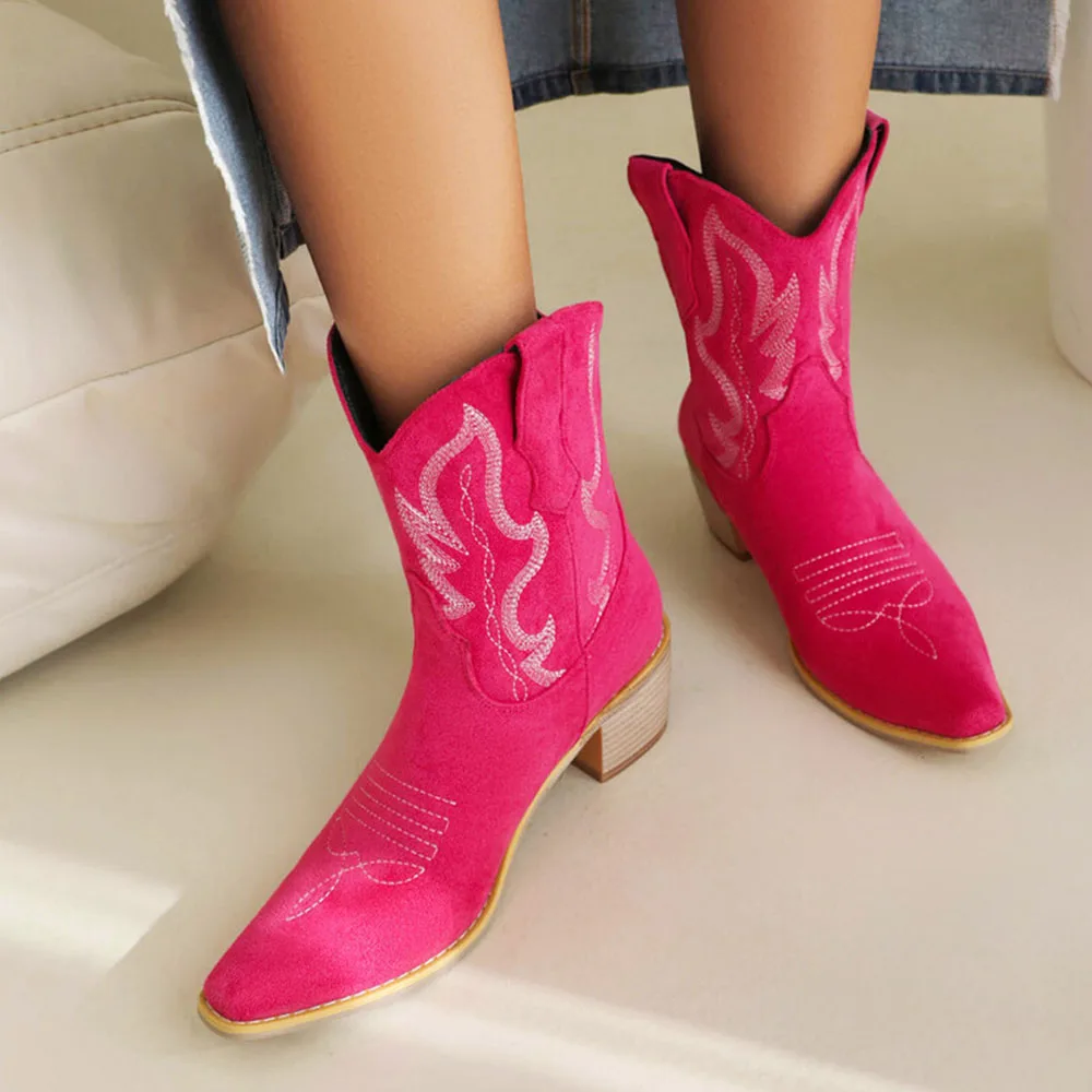 

2023 New Embroidery Pointed Chunky Western Boots Women High Heeled Designer Leisure Comfy Casual Women Ankle Boots Plus Size 46