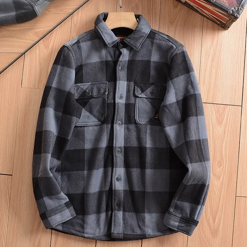 Kemeja flanel bergaris wol pria, gaya musim dingin, baju overall hangat, kemeja kotak-kotak kancing, pakaian pria musim panas