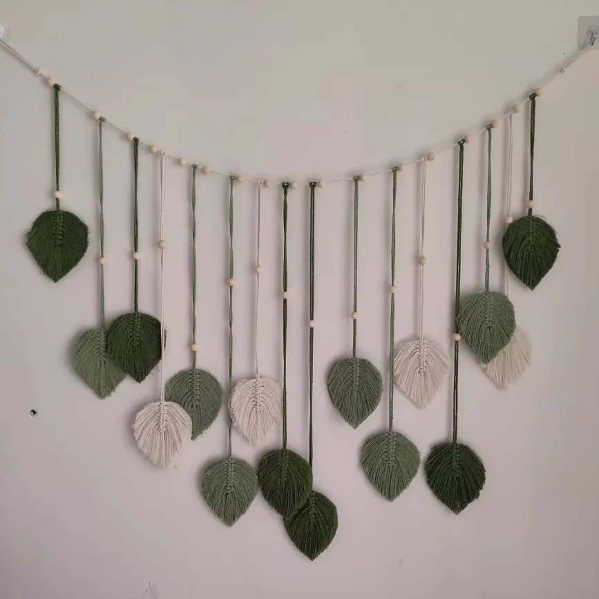 Wall Hanging Macrame Leaves Tapestry Wall Hanging Decoration Handmade Woven Leaf Feather Wall Art Decor for Bedroom Living Room