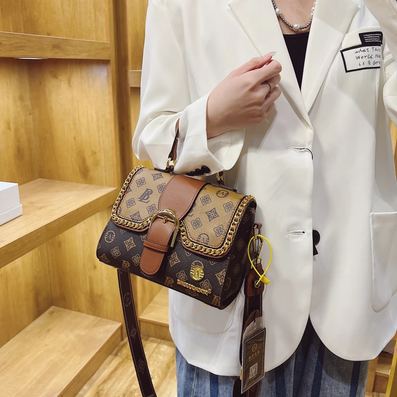 

Portable Perfection Utility Bag Women Multifunctional Shoulder Bag Lightweight For All Day