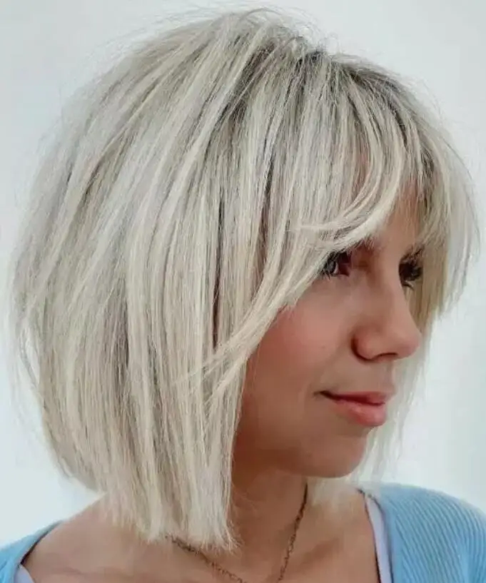 Women Bob  Blonde Wigs Short Straight Wig With Bangs Dark Roots Natural Wigs