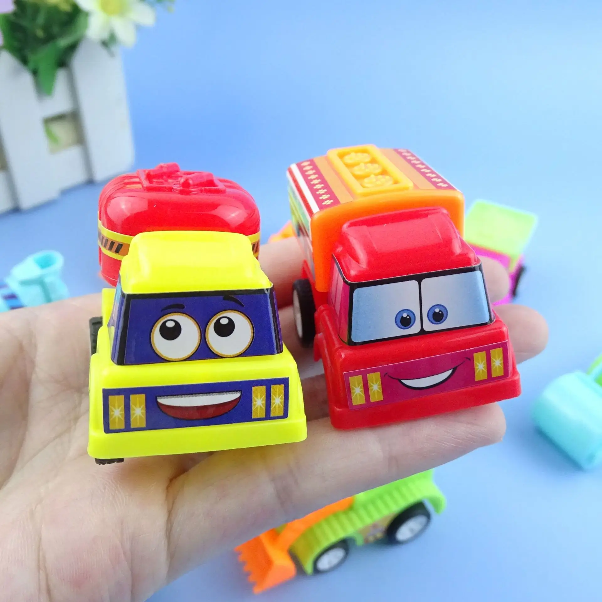 5 Stuks Kinderen Terugtrekken Auto Speelgoed Mini Plastic Cartoon Engineering Auto Serie Speelgoed Kleuterschool Cadeau Twisted Ei Traagheid Auto Speelgoed